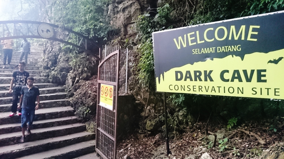 Entrance to Dark Cave. 